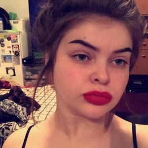 Meet your Posher, Breanne